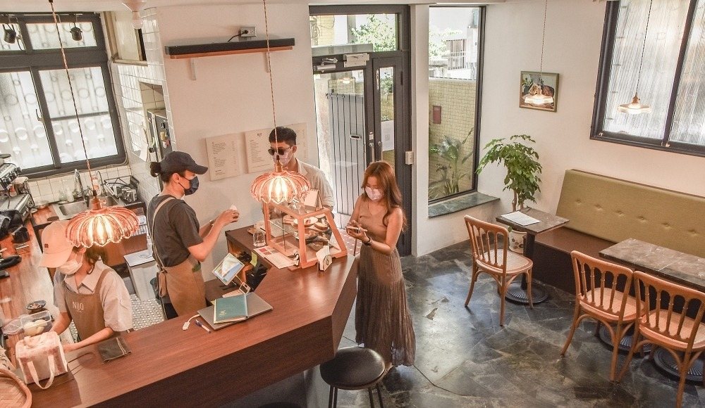 NijO 泥臼咖啡 老屋裡溫暖明亮的店內空間實拍