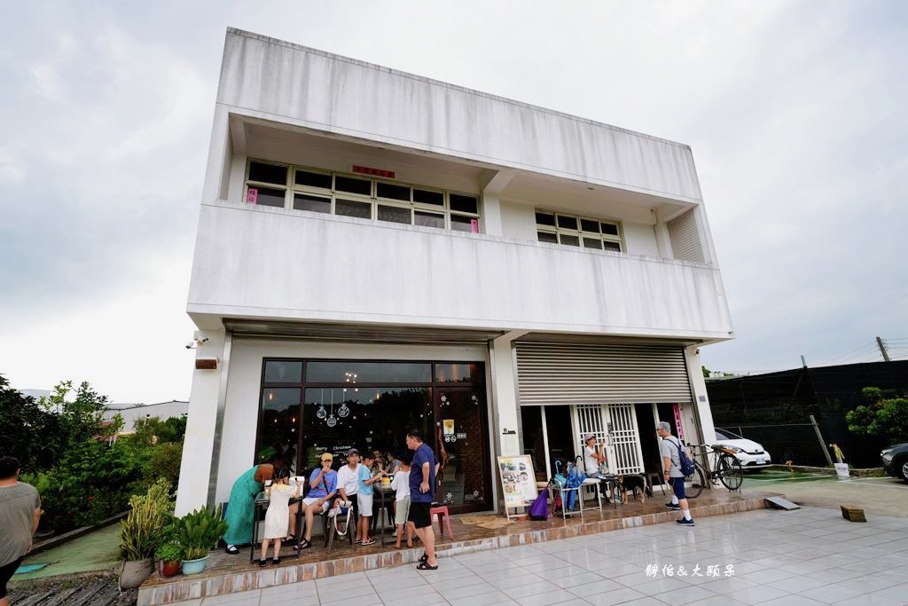 沒有名字的甜點專賣 香山田野間的透天店面實拍