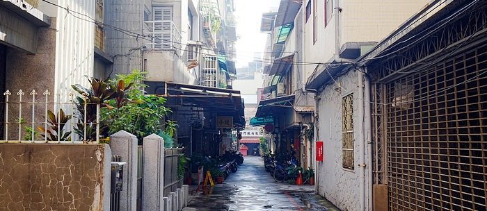小堤咖啡 鹽埕老街巷弄,藏身其間的老咖啡館